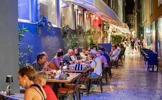   De beste restaurantene i Zadar, Kroatia La Famiglia restaurant 